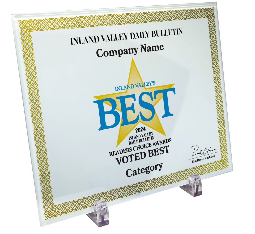 IVDB Best Of Certificate and Readers Choice - Crystal Plaque